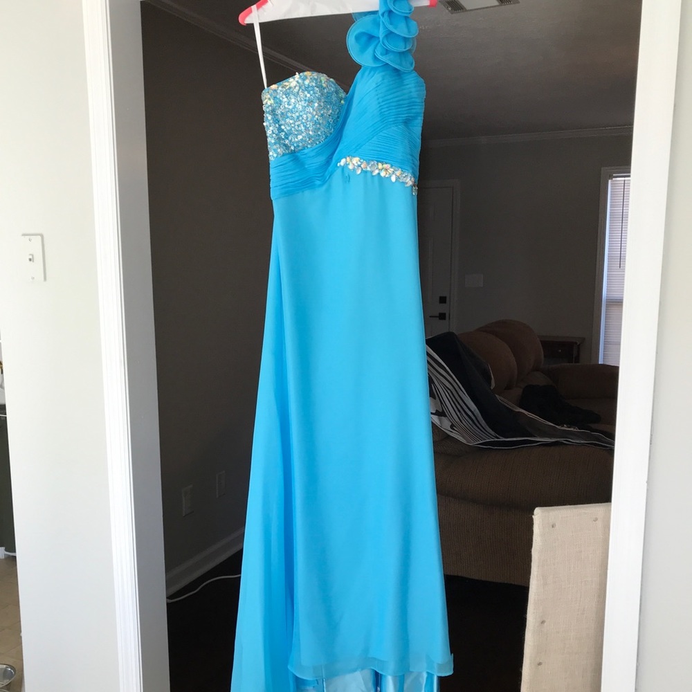 Floor-length bright blue prom dress!